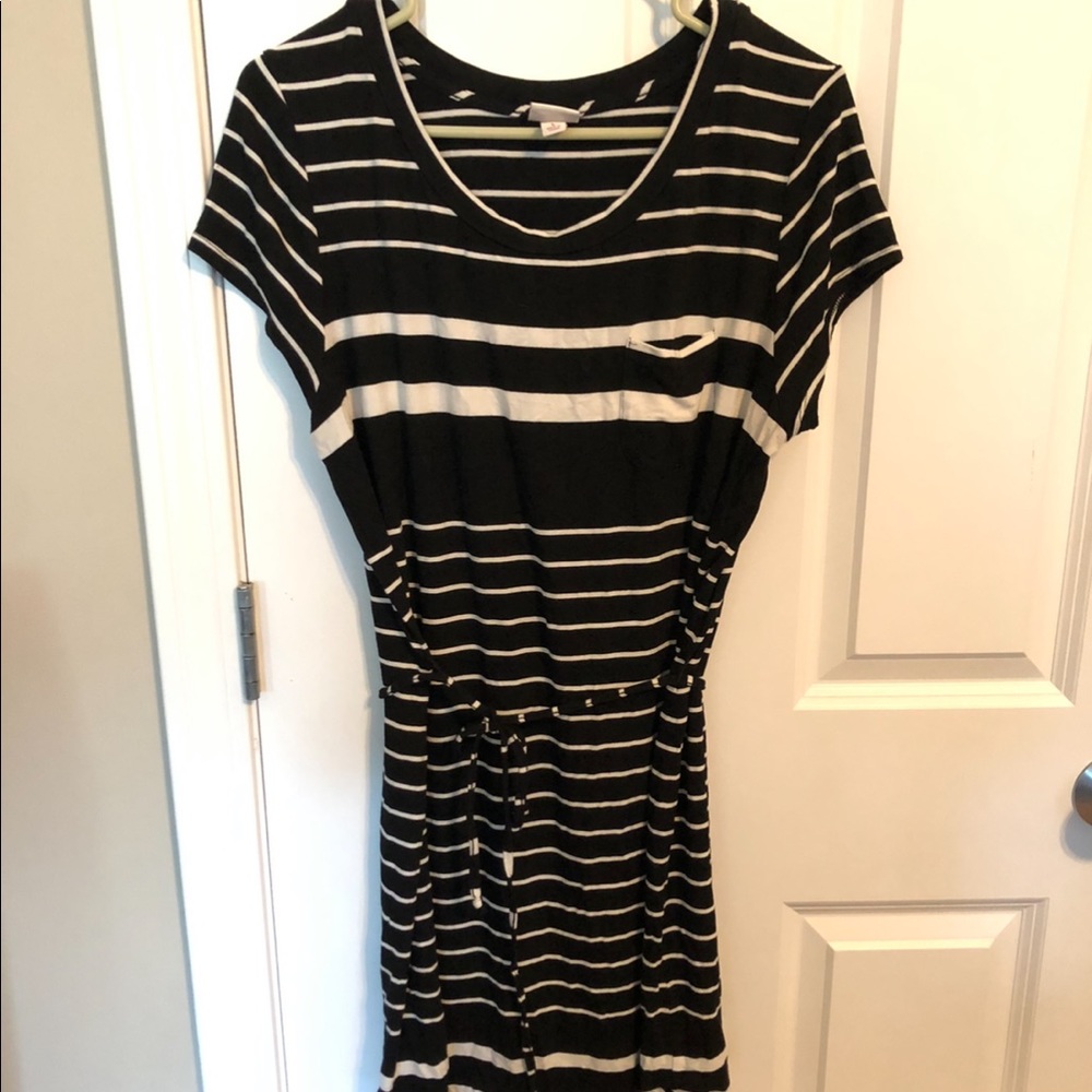 Target shift dress with tie waist, Size L